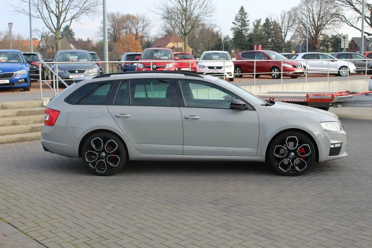 Skoda Octavia 2.0 TSI RS 230...  Image 3