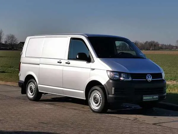 Volkswagen Transporter 2.0 TDI  Image 4